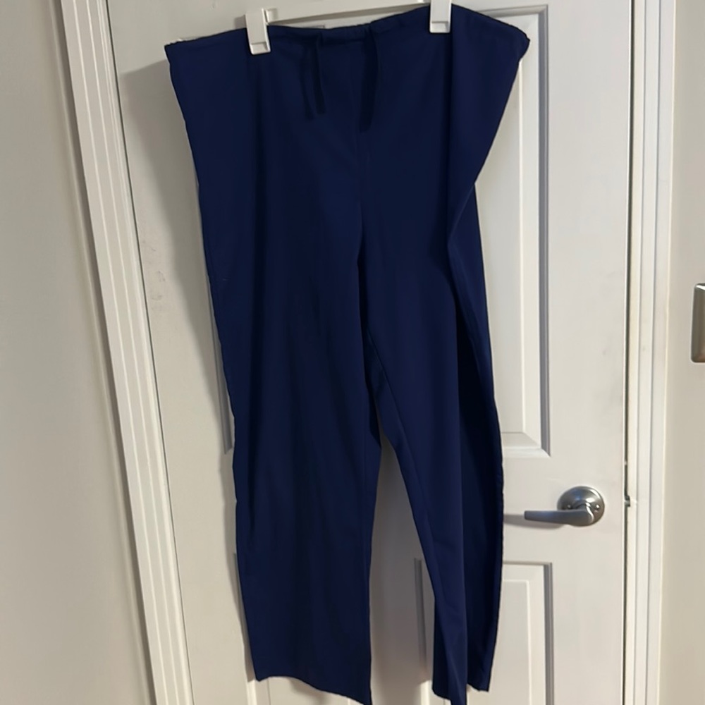 Life scrub pants medium